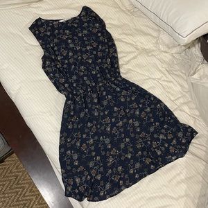 Cupcakes & Cashmere Navy Paisley Dress - small